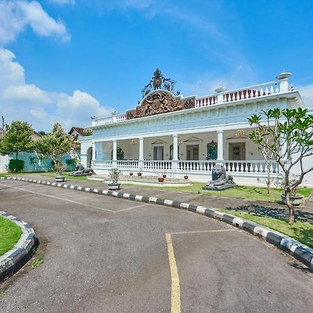 Tirtodipuran Hotel By Natts Hospitality Indonesia Yogyakarta Exterior foto