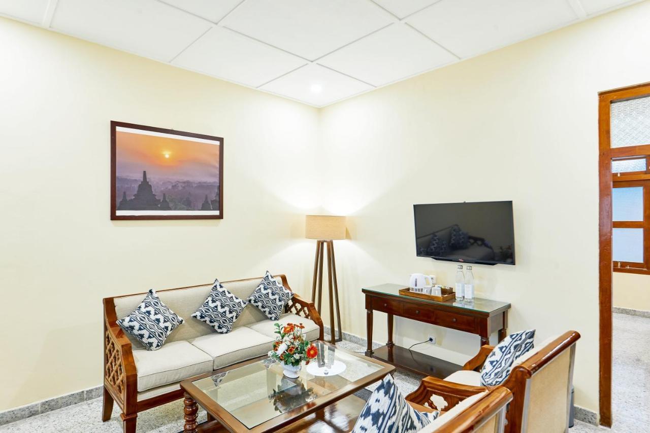 Tirtodipuran Hotel By Natts Hospitality Indonesia Yogyakarta Exterior foto